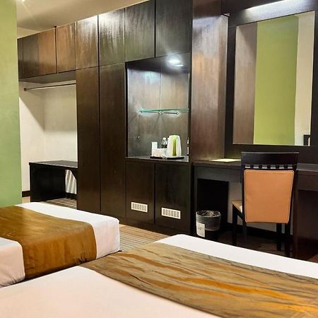Hotel Seri Malaysia Kepala Batas Кепала Батас Экстерьер фото