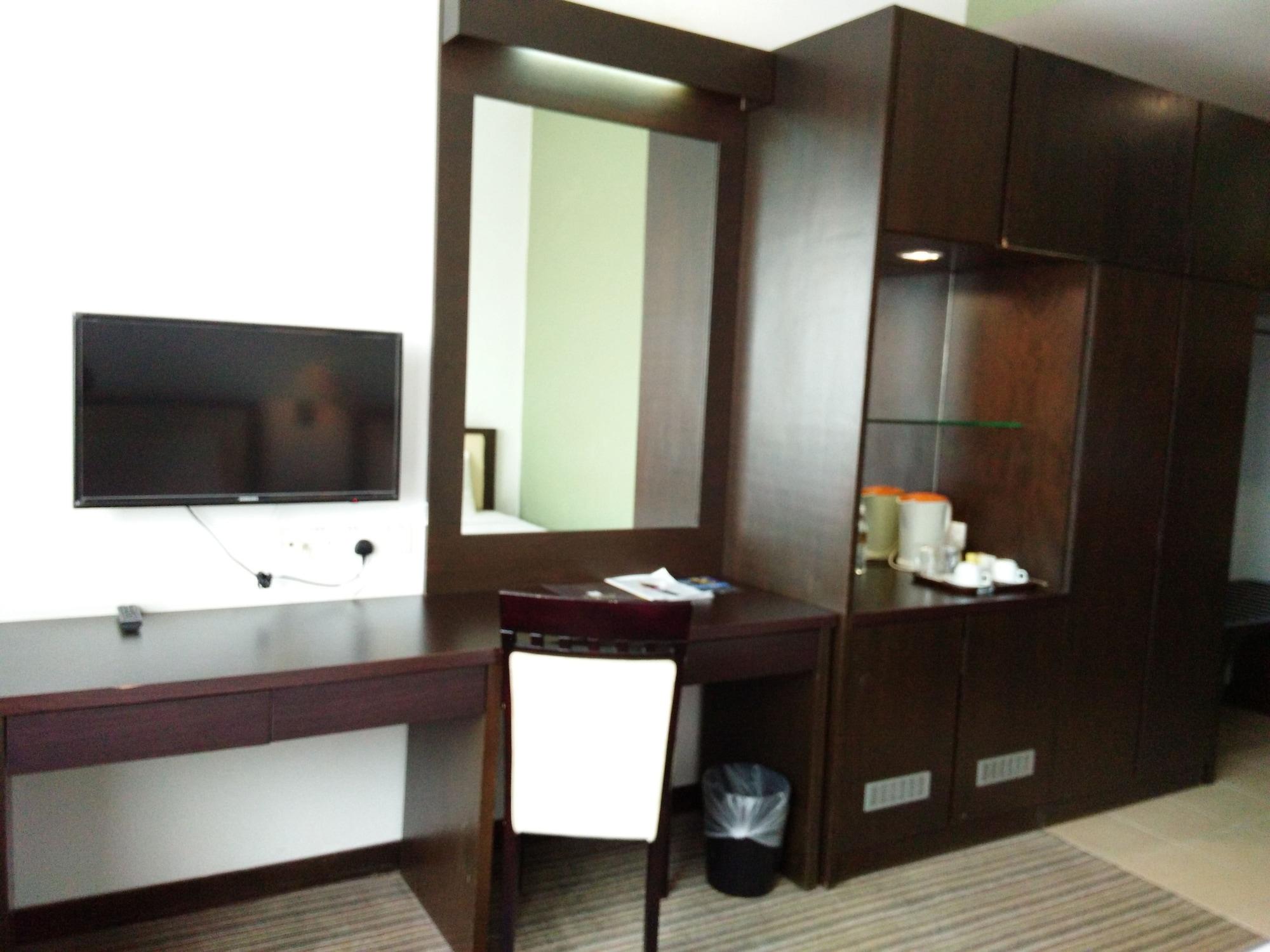 Hotel Seri Malaysia Kepala Batas Кепала Батас Экстерьер фото