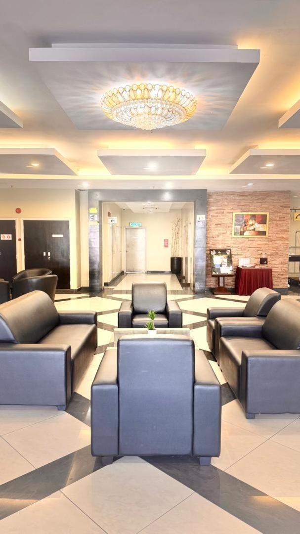 Hotel Seri Malaysia Kepala Batas Кепала Батас Экстерьер фото