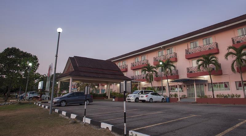 Hotel Seri Malaysia Kepala Batas Кепала Батас Экстерьер фото